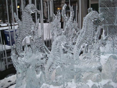 sea horses ice sculpture