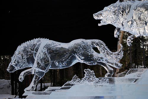 wolves ice sculpture