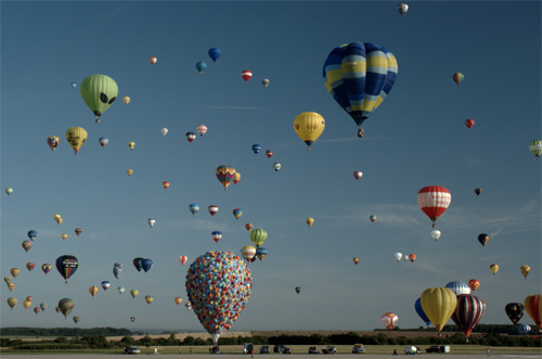 329 Balloons