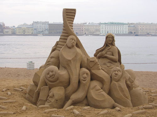 Simple Yet Impressive Sand Sculpture