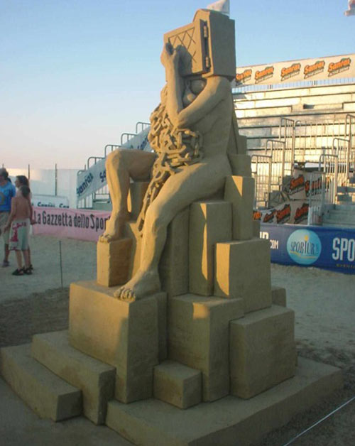 Justice foreseen Sand Sculpture
