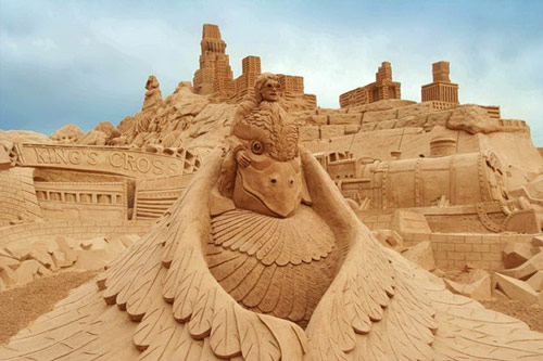 Jaw Dropping Sand Sculpture