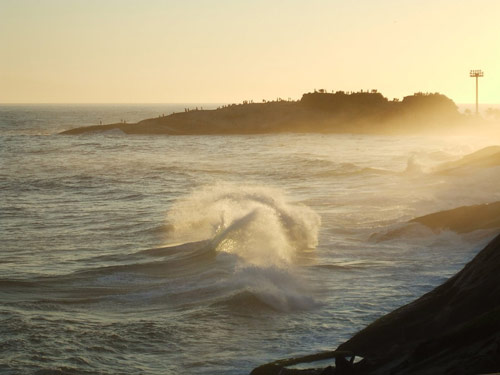 Sparkling big waves photo. 