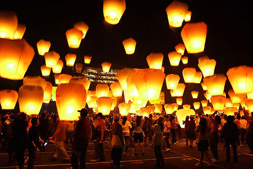 Sweet Sight of Sky Lantern. 