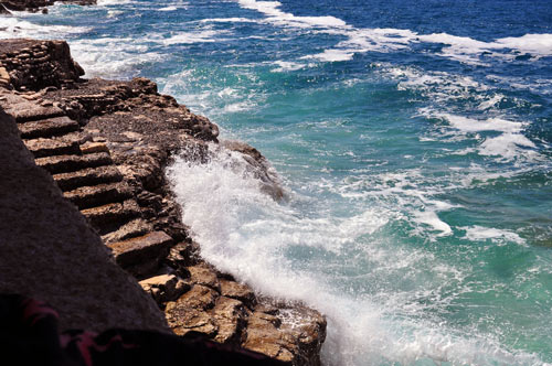 Dominantly strong waves photo. 