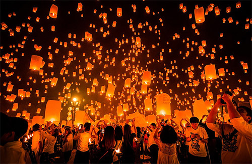 chiang mai sky lantern pictures