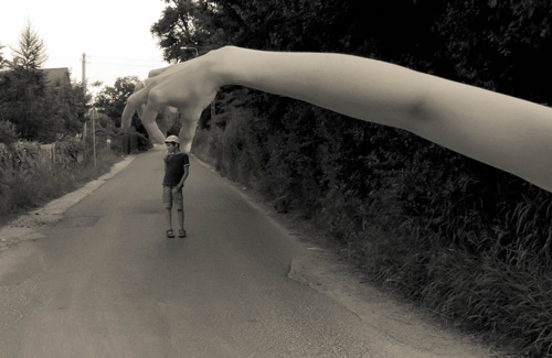 Exquisitely Taken Forced Perspective Photo