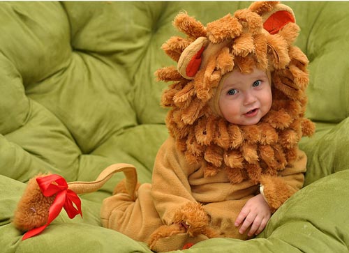 Very Charming Baby Halloween Photograhy