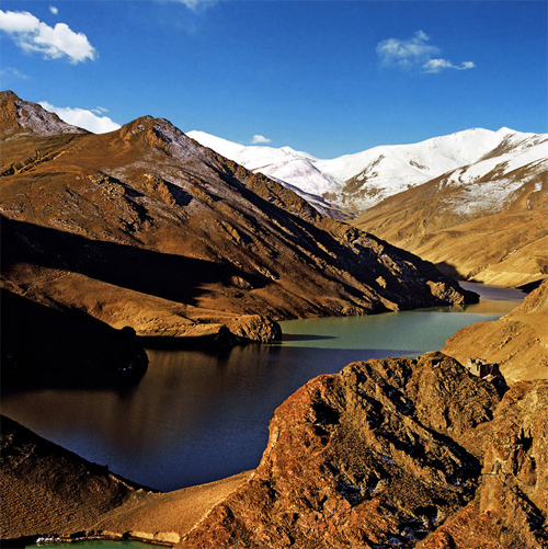 Yamdrok Tso Lake, Tibet