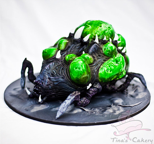 Baneling monster alien unusual cake design cool
