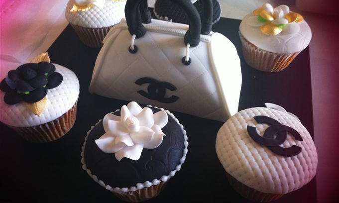 Bag cupcake design inspiration