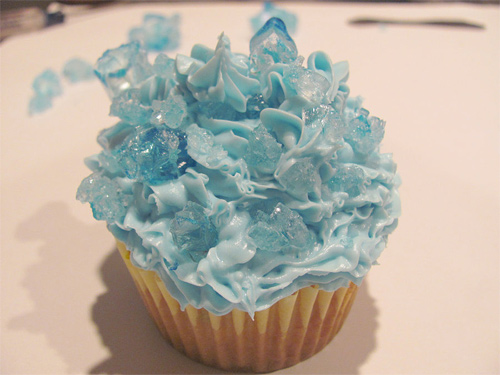 Blue beautiful cupcake design inspiration