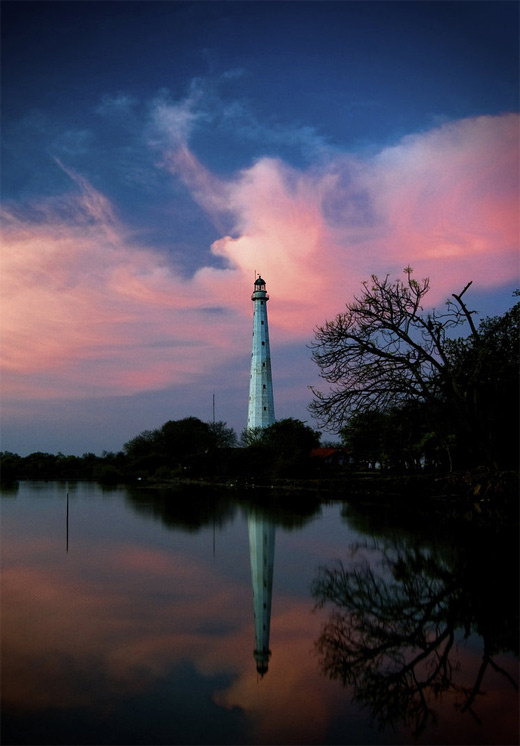 White lighthouse photography