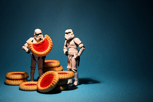 Eating cookie stormtrooper photogprahy