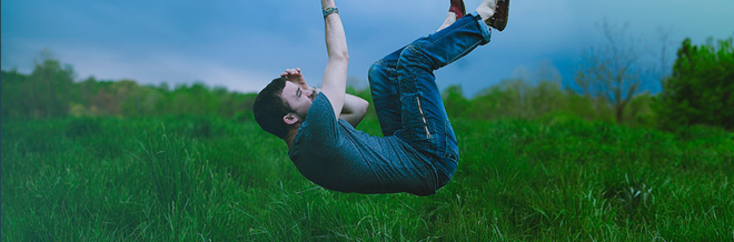 Awe-striking Levitation Photos That Artistically Defies Gravity