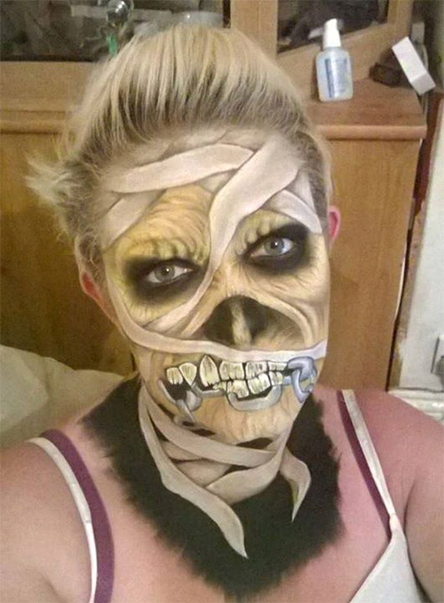 mummy Halloween makeup