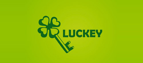 luckey clover logo